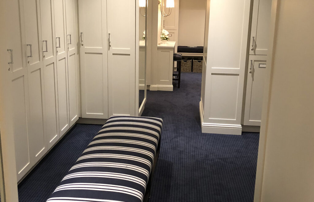 clubhouses-saddle_cl_locker